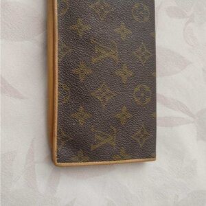 Louis Vuitton Monogram Wallet